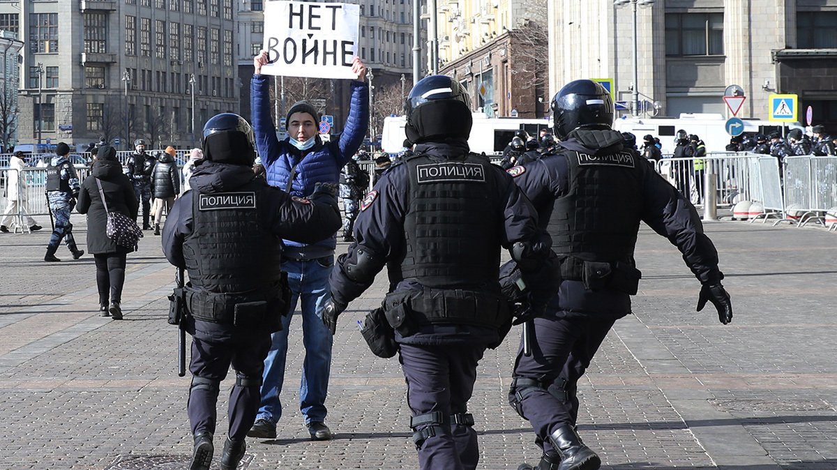 В Госдуму внесли законопроект о конфискации имущества за «фейки» об армии