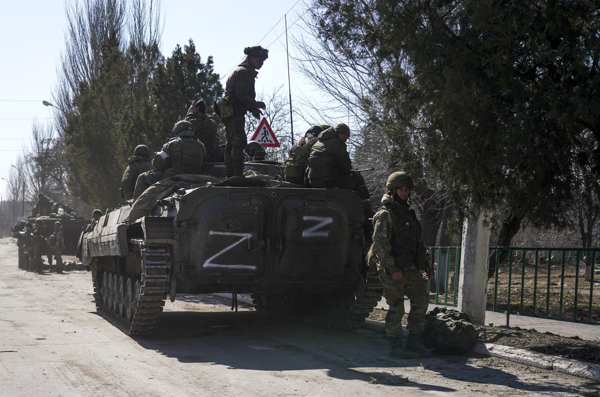 Российские военные в Мариуполе, 24 марта 2022 года. Фото: Getty Images