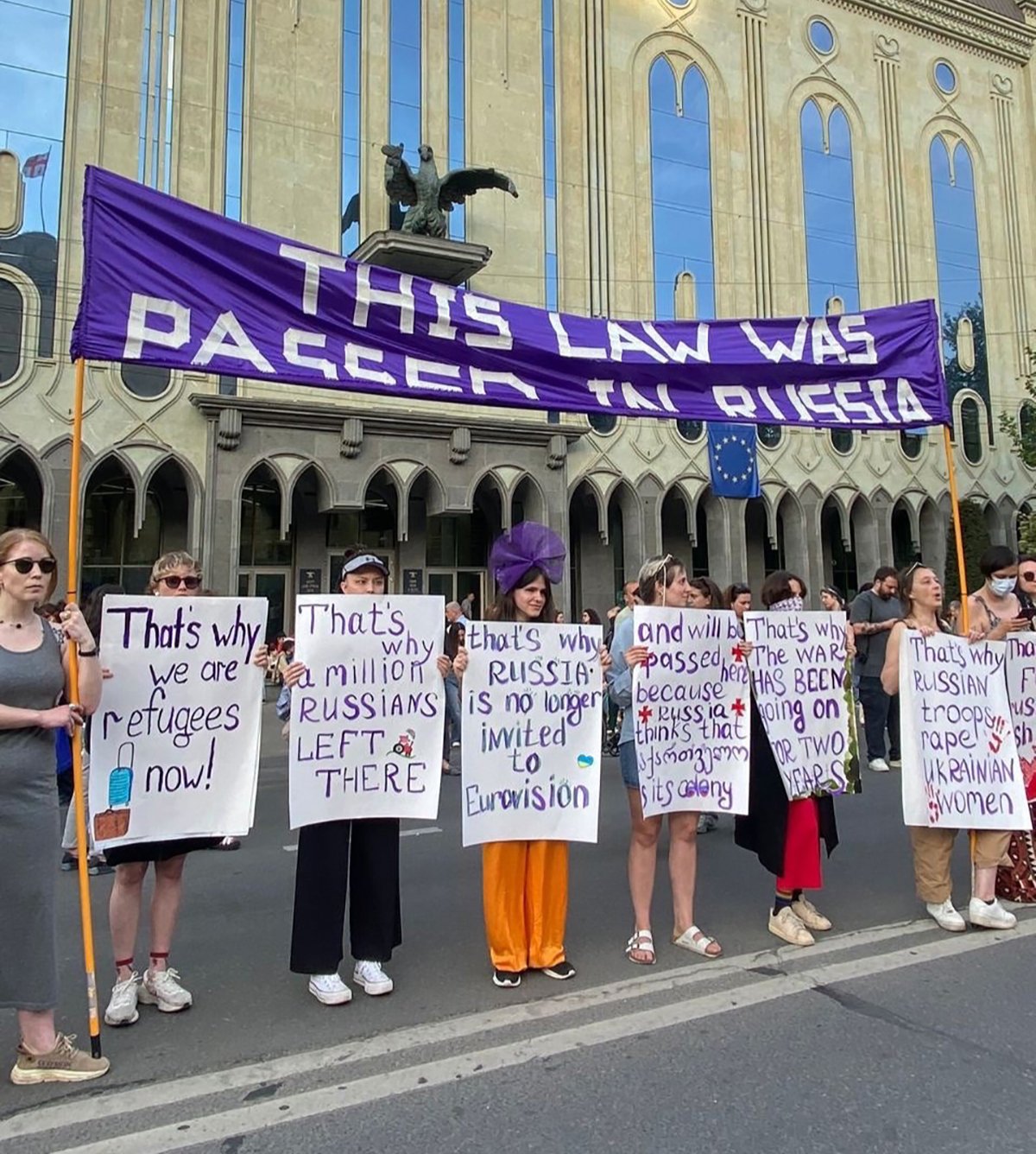 Участники протестов в Тбилиси. Фото: соцсети